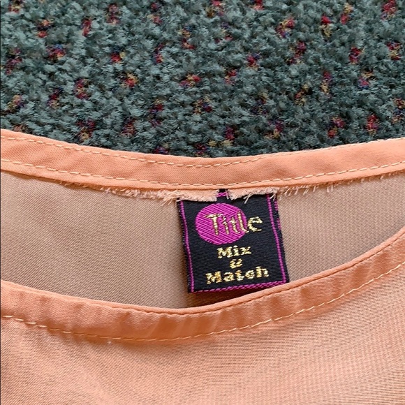 Sheer blouse peep 👀 one shoulder - Picture 2 of 7